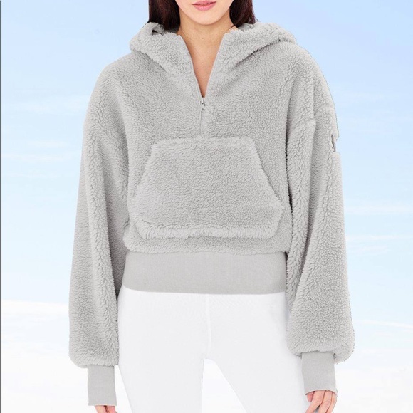 ALO Yoga Jackets & Blazers - Alo Yoga Sage Grey Sherpa Pullover